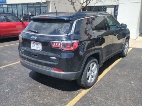 Used 2021 Jeep Compass Latitude w/ Sun and Sound Group image 2
