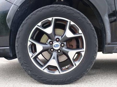 Used 2018 Subaru Crosstrek 2.0i Premium AWD/4WD image 8