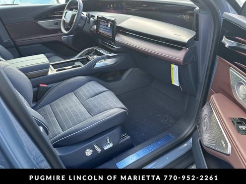 New 2026 Lincoln Nautilus Black Label AWD/4WD image 32