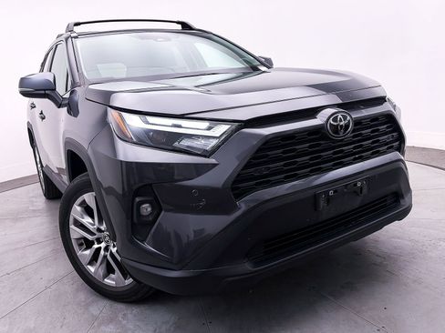 Used 2023 Toyota RAV4 XLE Premium AWD/4WD image 8