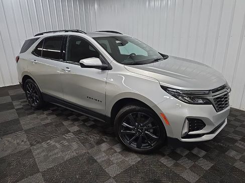 Used 2022 Chevrolet Equinox RS AWD/4WD image 7
