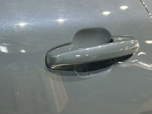 Used 2024 Ford Escape SE image 19