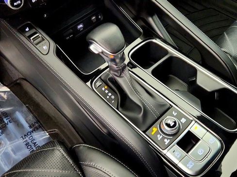 Used 2024 Kia Telluride SX Prestige X-Line AWD/4WD image 16