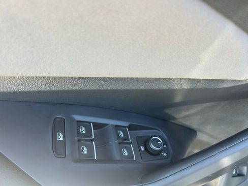 New 2026 Volkswagen Jetta SE image 45