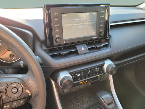 Used 2020 Toyota RAV4 LE image 22