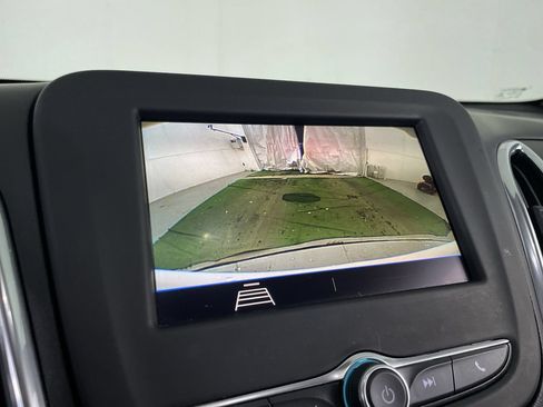 Used 2020 Chevrolet Equinox LT AWD/4WD image 16