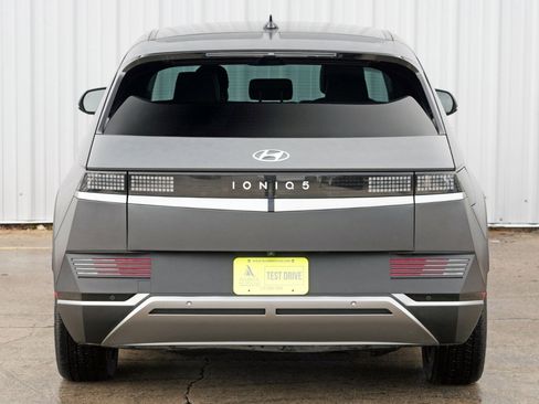 Used 2023 Hyundai Ioniq 5 SEL w/ Cargo Package image 48