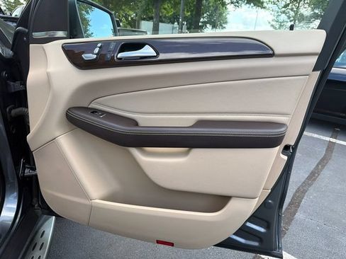 Used 2017 Mercedes-Benz GLE 350 image 14