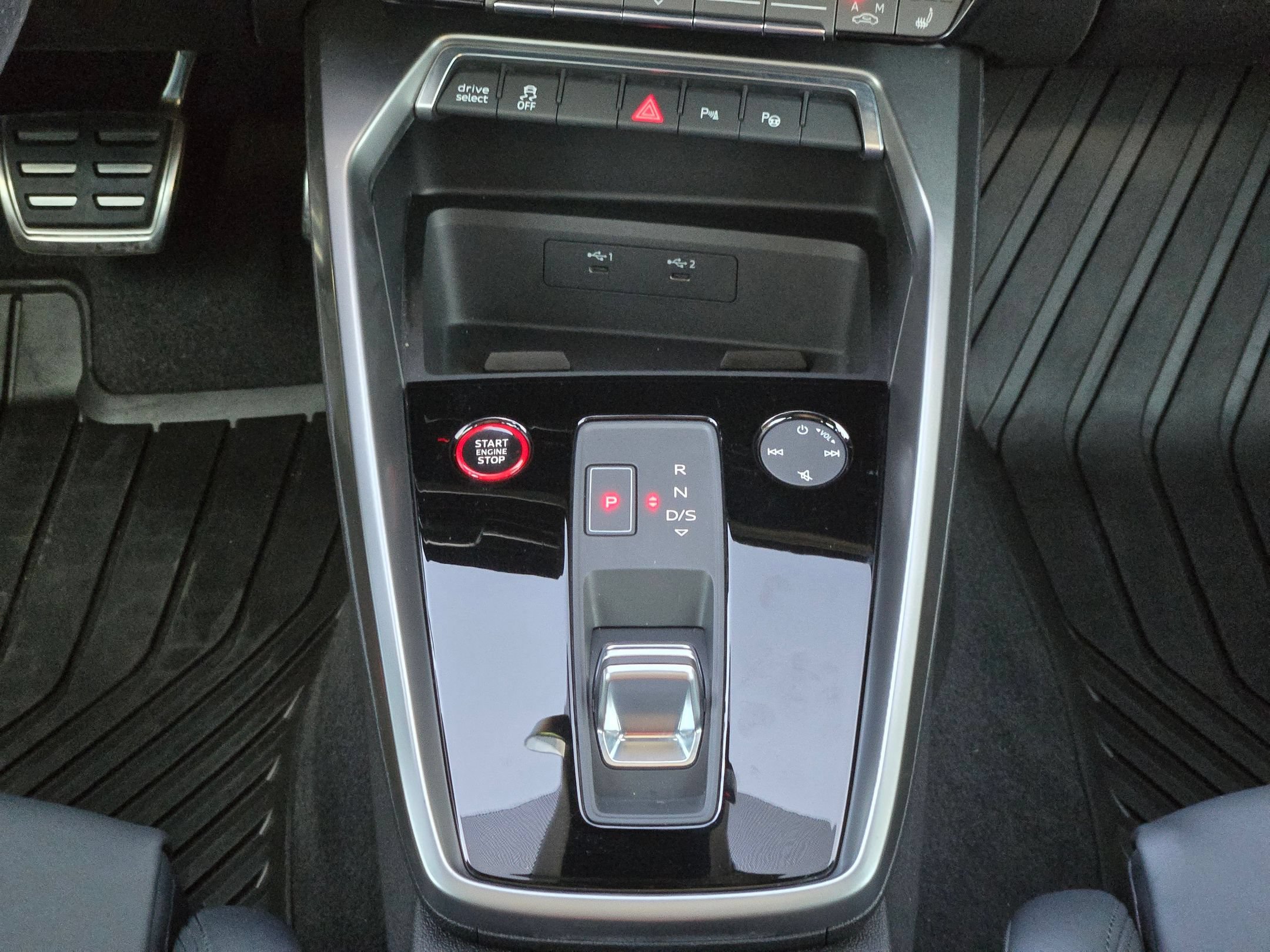 Used 2023 Audi RS 3 AWD/4WD image 19