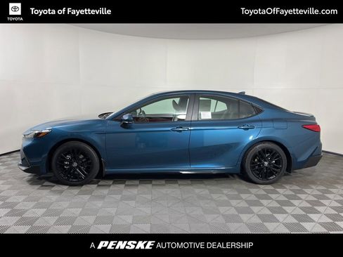 New 2026 Toyota Camry SE FWD image 2