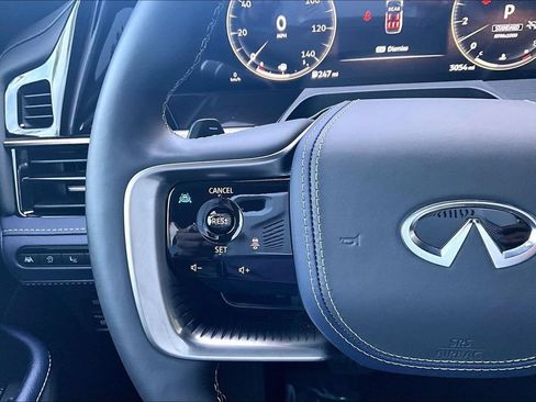 Used 2026 INFINITI QX80 4WD w/ Sport Exterior Package image 18