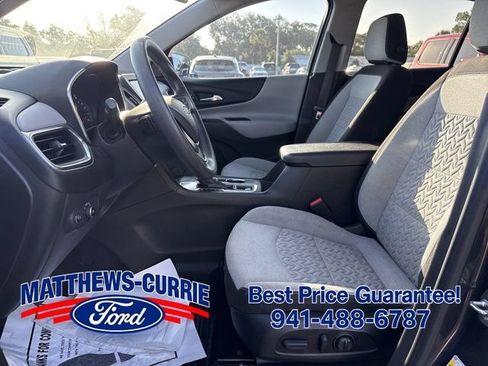 Used 2022 Chevrolet Equinox LS w/ LS Convenience Package FWD image 9