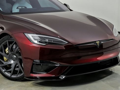 Used 2026 Tesla Model S Plaid AWD/4WD image 2