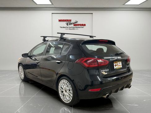 Used 2016 Kia Forte SX image 3