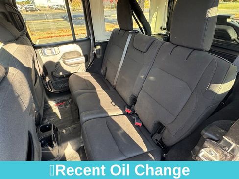 Used 2018 Jeep Wrangler Unlimited Sport S image 20