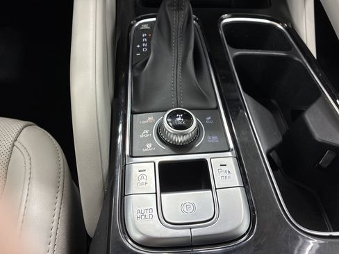 Used 2020 Kia Telluride S AWD/4WD image 19