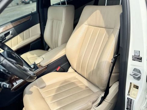 Used 2013 Mercedes-Benz E 350 4MATIC Sedan w/ Premium 1 Pkg image 8