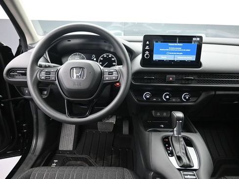 New 2026 Honda HR-V LX image 11