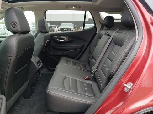 Certified 2024 GMC Terrain Denali w/ Denali Premium Package AWD/4WD image 22