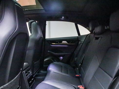 Used 2025 Porsche Macan Electric image 24