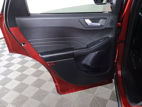 Used 2025 Ford Escape SE w/ PHEV Premium Package FWD image 25