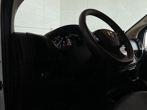 Used 2025 RAM ProMaster 3500 w/ Convenience Group FWD image 12