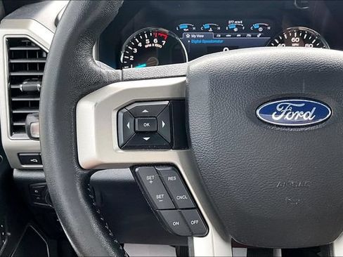 Used 2019 Ford F150 Lariat w/ Equipment Group 502A Luxury AWD/4WD image 12