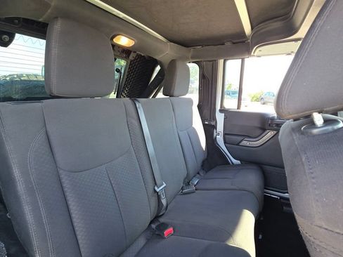 Used 2015 Jeep Wrangler Unlimited Sport w/ Quick Order Package 24S AWD/4WD image 14