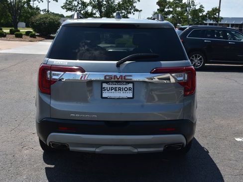 Used 2023 GMC Acadia SLT FWD image 6