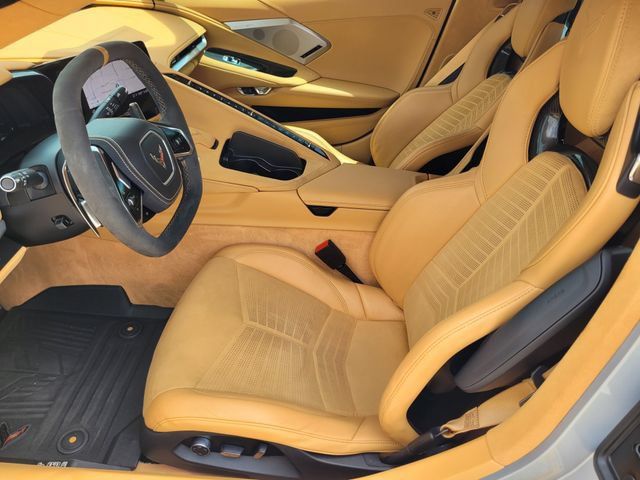 Used 2021 Chevrolet Corvette Stingray Premium Cpe w/ Z51 Performance Package RWD image 23