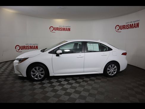 Used 2022 Toyota Corolla LE FWD image 8