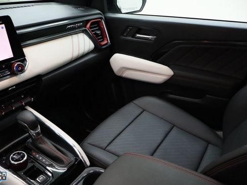 Used 2024 GMC Canyon AT4X image 24