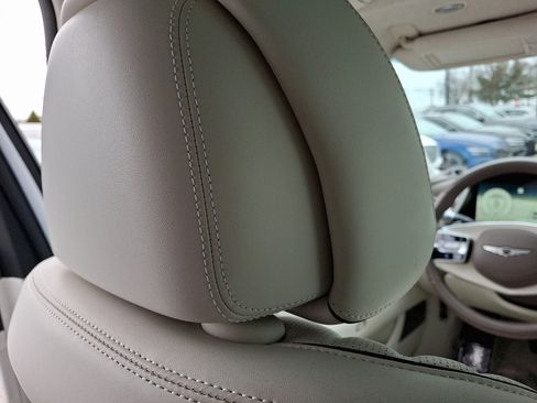 Certified 2023 Genesis G90 3.5T image 13