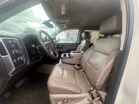 Used 2014 Chevrolet Silverado 1500 LTZ AWD/4WD image 16