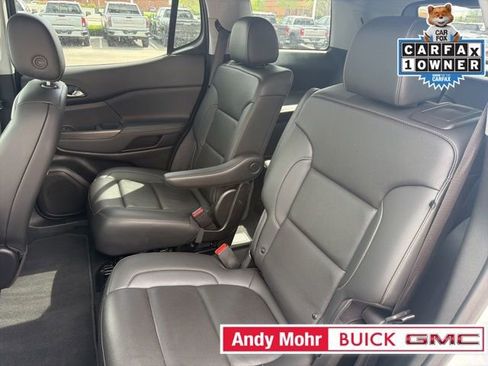 Used 2023 GMC Acadia SLT w/ Elevation Edition image 20