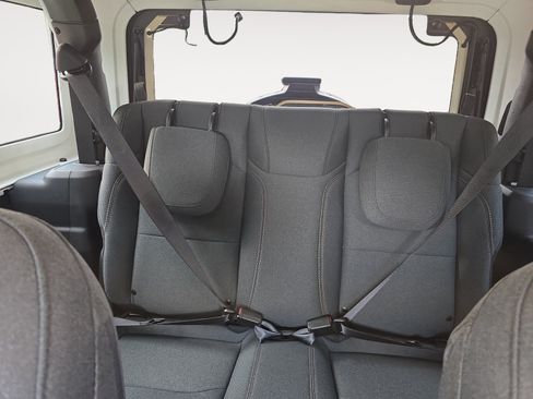 Certified 2026 Jeep Wrangler Sport AWD/4WD image 21