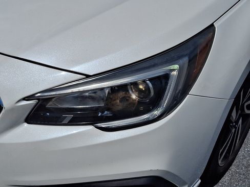 Used 2019 Subaru Legacy 2.5i Sport AWD/4WD image 10