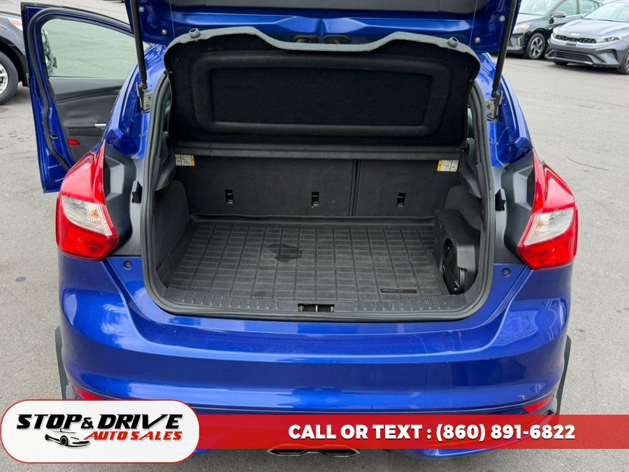 Used 2013 Ford Focus ST FWD image 19