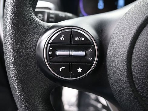 Certified 2025 Kia Soul LX w/ LX Technology Package image 26