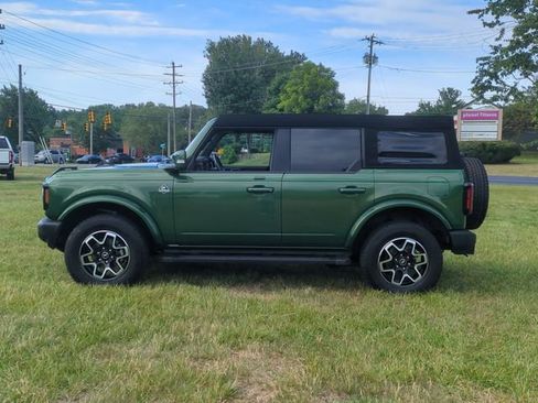 Used 2023 Ford Bronco Outer Banks AWD/4WD image 10