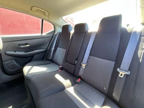 Used 2020 Nissan Sentra SV image 12