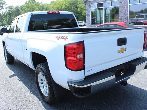 Used 2018 Chevrolet Silverado 1500 LT w/ Max Trailering Package AWD/4WD image 5