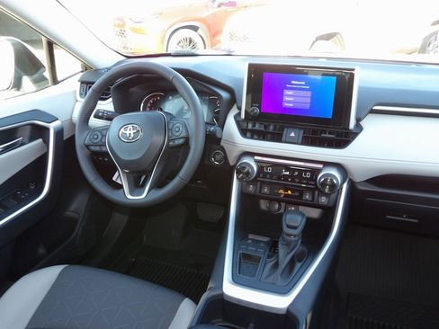 New 2025 Toyota RAV4 XLE image 5