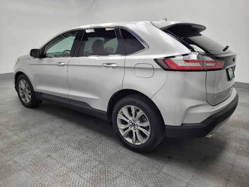 Used 2019 Ford Edge Titanium w/ Equipment Group 301A FWD image 3