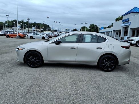 Used 2024 MAZDA MAZDA3 s FWD image 7