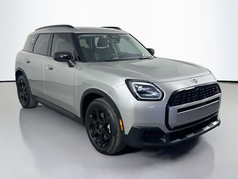 Certified 2025 MINI Cooper Countryman S image 3