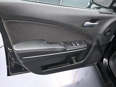 Used 2023 Dodge Charger SXT RWD image 15
