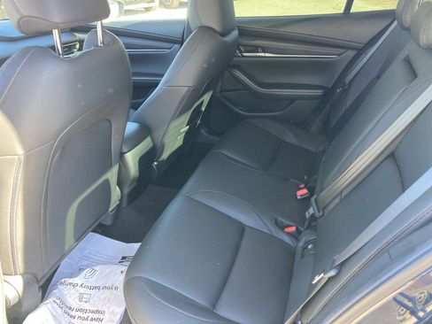 Used 2024 MAZDA MAZDA3 s image 26