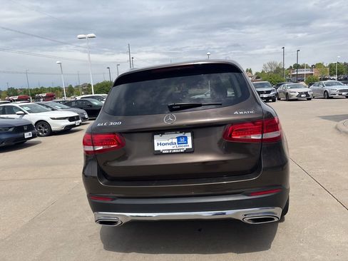 Used 2016 Mercedes-Benz GLC 300 4MATIC image 6