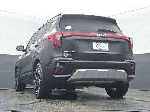 Used 2025 Kia Seltos SX w/ SX Sunroof Package image 49